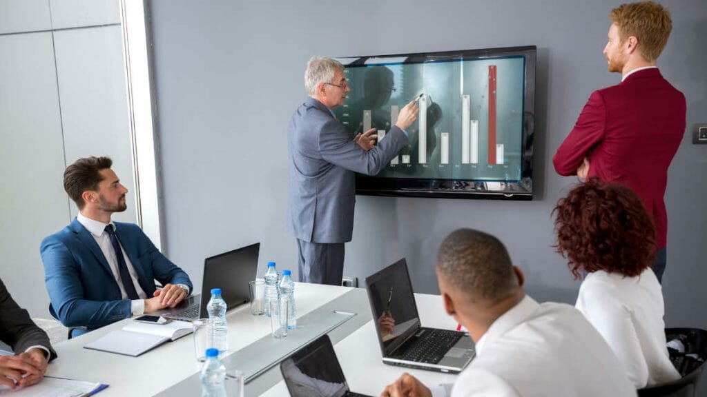 Berater-Präsentation: So erstellen Sie die perfekte Consulting-Präsentation! 2 Berater-Präsentation sparsam designen nach dem Prinzip weniger ist mehr