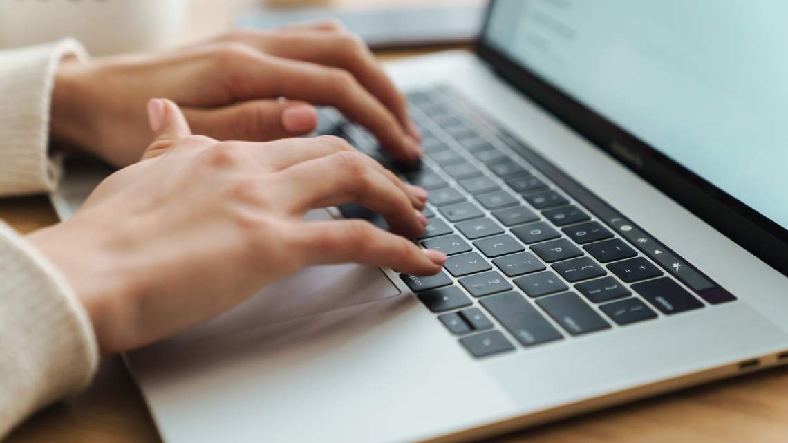 PowerPoint-Notizen einfügen: So geht es schnell und einfach! 1 PowerPoint-Notizen in Ihre Präsentation einfügen so geht es