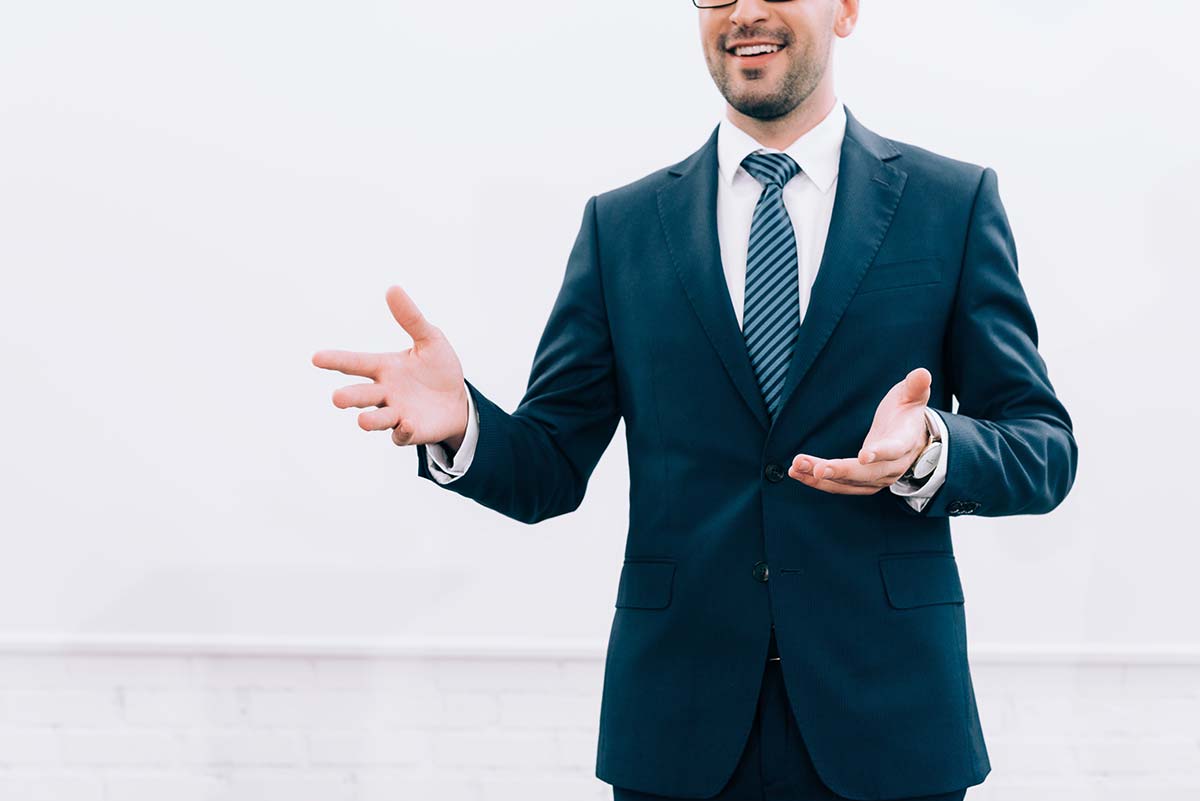 Flüssiges Reden und Vortragen – so vermeiden Sie Füllwörter 1 flüssig reden vortragen 2